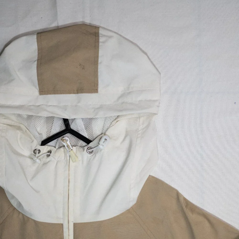 Beige Carre Windbreaker throw-over - Picture 5 of 8